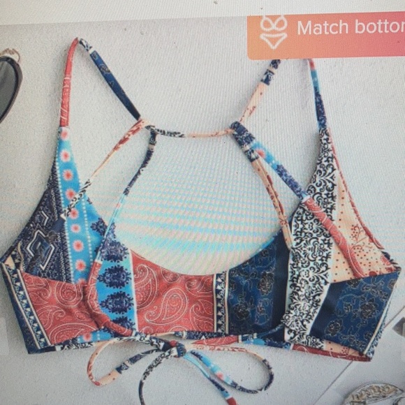 Bohemian flower paisley strappy bikini top - Picture 2 of 4